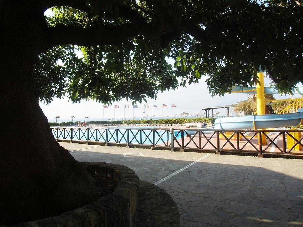 Villaggio Hotel Club Calanovellamare Piraino Kültér fotó