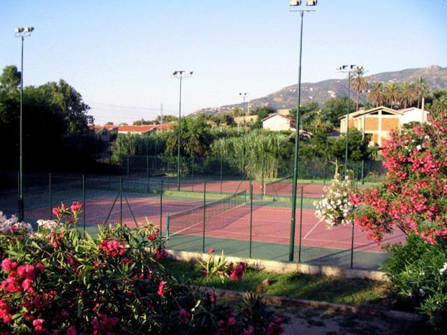 Villaggio Hotel Club Calanovellamare Piraino Kültér fotó