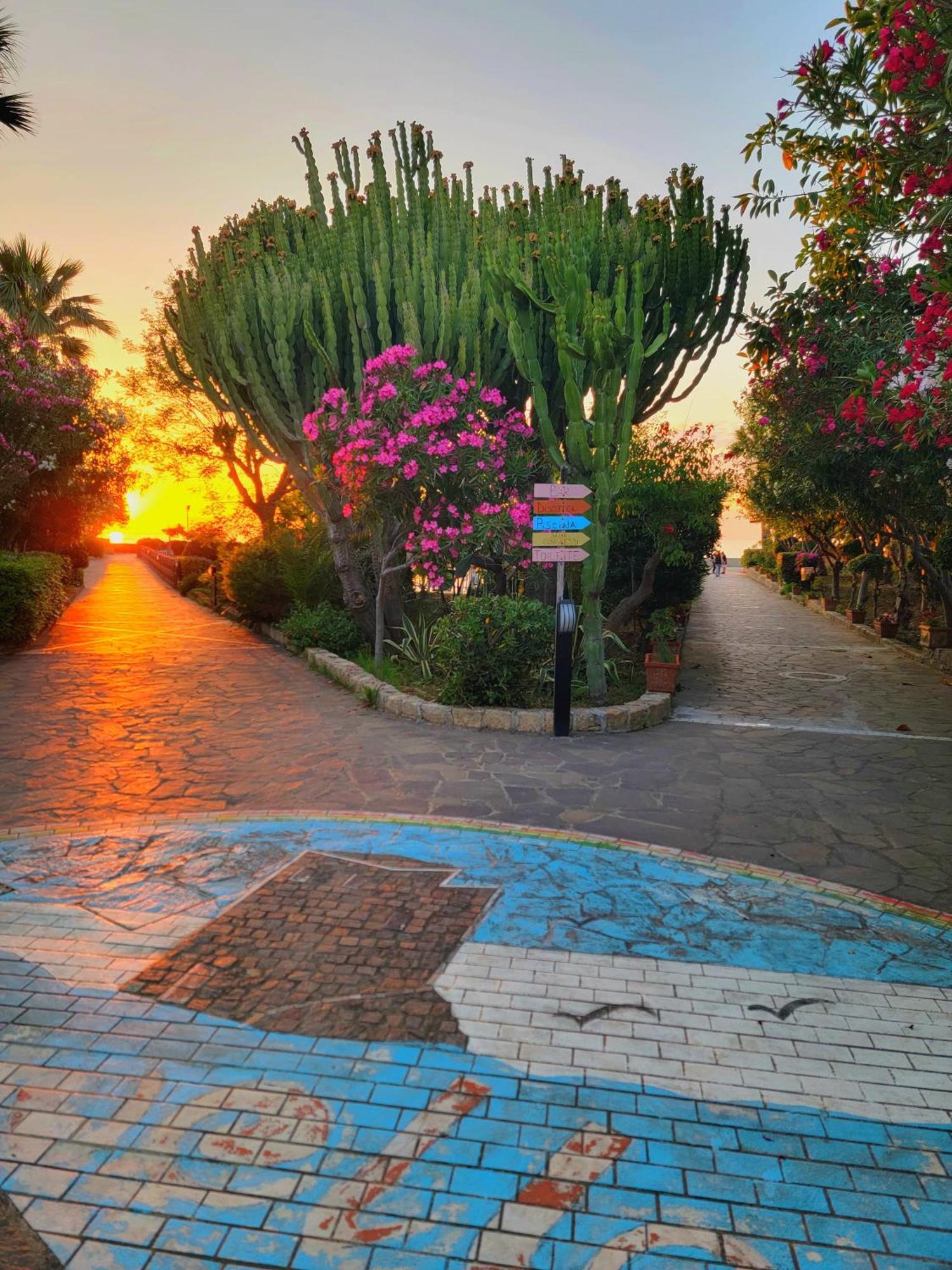 Villaggio Hotel Club Calanovellamare Piraino Kültér fotó